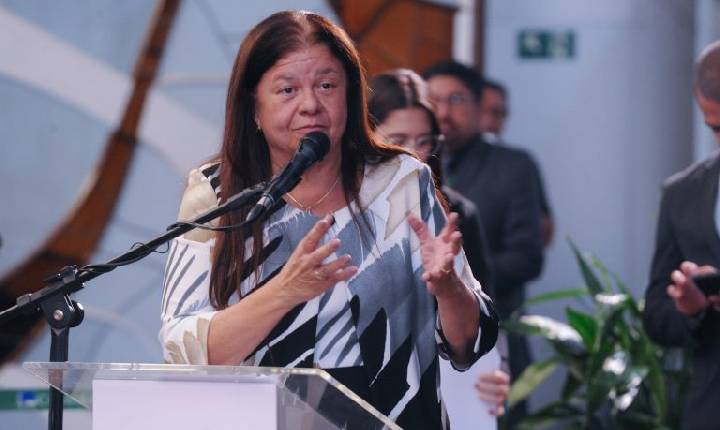 Comissão aprova projeto que obriga SUS a elaborar protocolo para tratamento de sintomas do climatério