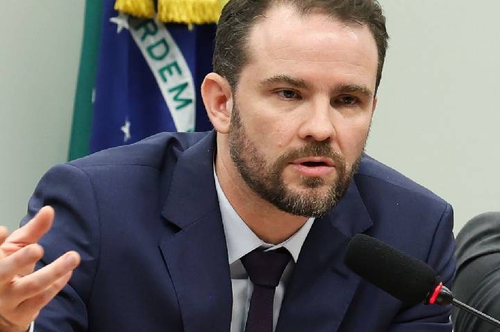Durigan defende que Brasil deve ampliar relações comerciais 