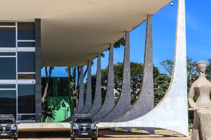 Moraes é notificado por e-mail em processo da Trump Media nos EUA 