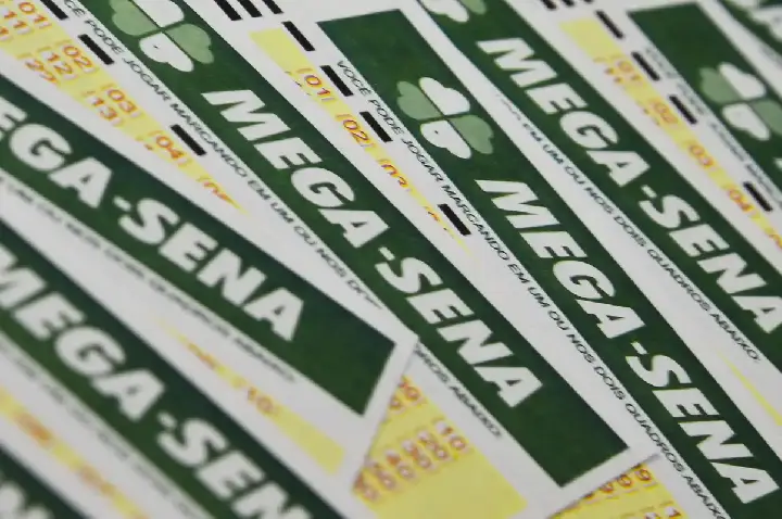 Ninguém acerta Mega-Sena; prêmio acumula para R$ 165 milhões