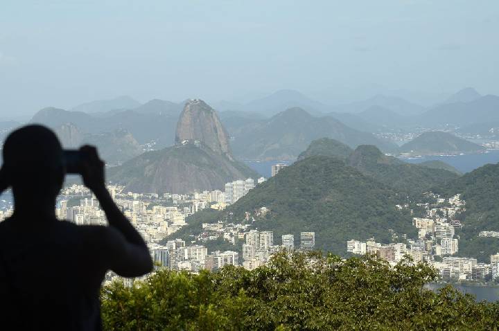PM do Rio reforça policiamento para o feriado de segunda-feira