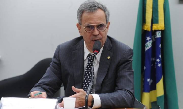 Projeto cria preço mínimo para proteger produtores de cacau
