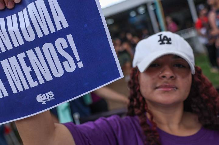 Voz do Brasil divulgará rede de apoio a mulheres vítimas de violência
