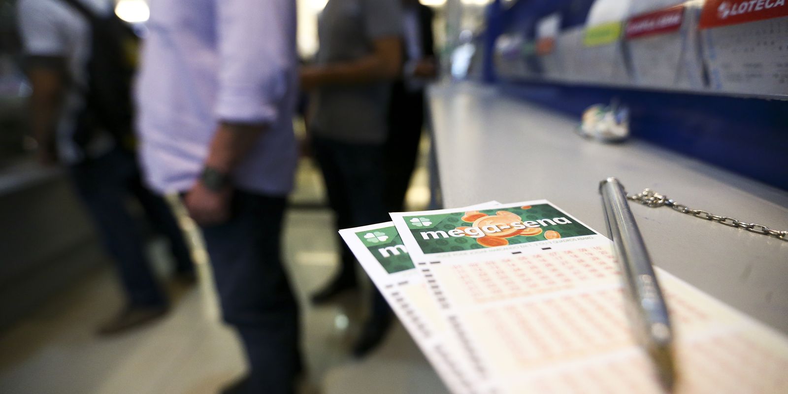 Mega-Sena acumula para R$ 50 milhões; confira os números sorteados