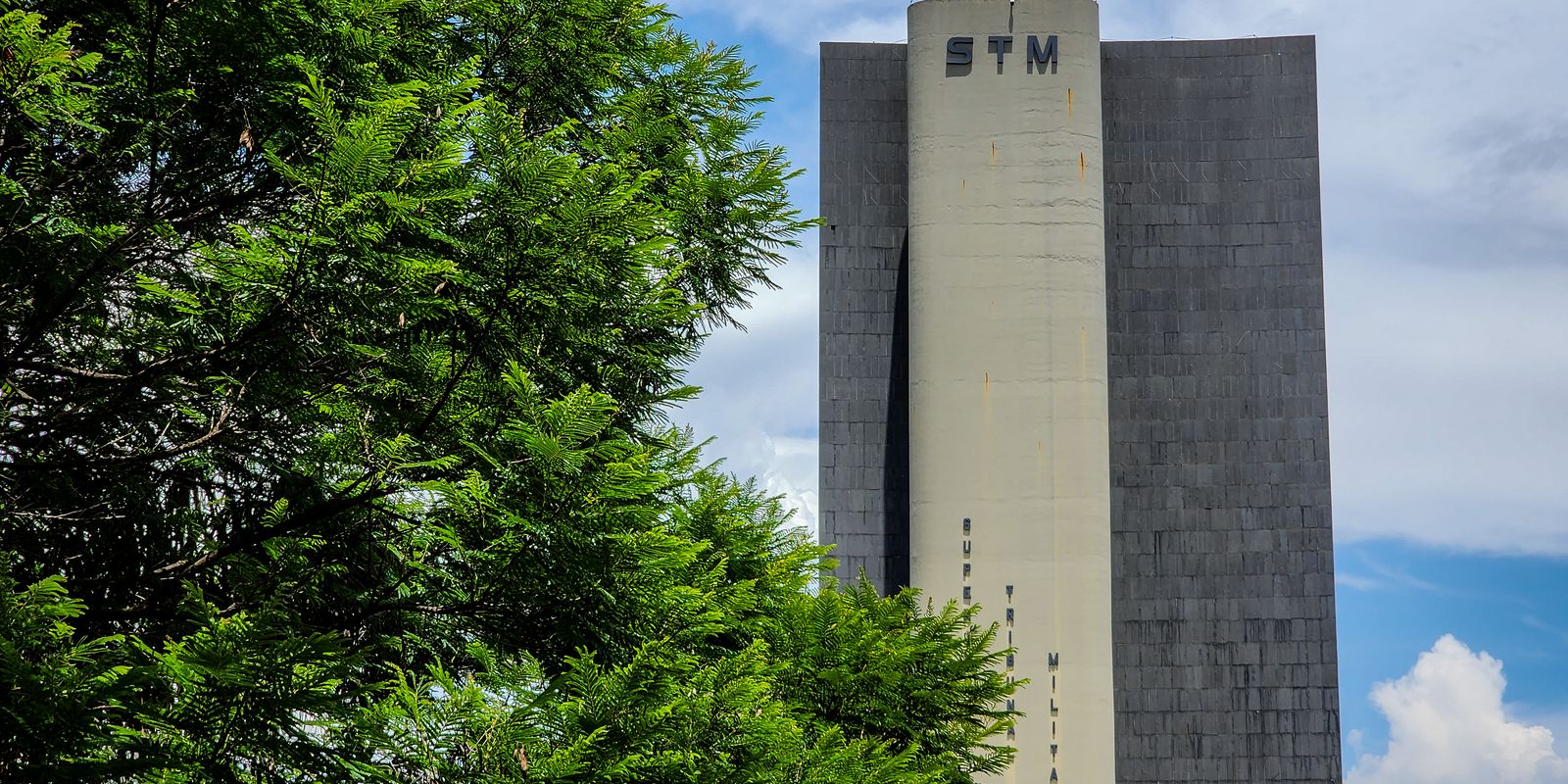 STM determina perda de patente de militar acusado de transmitir HIV